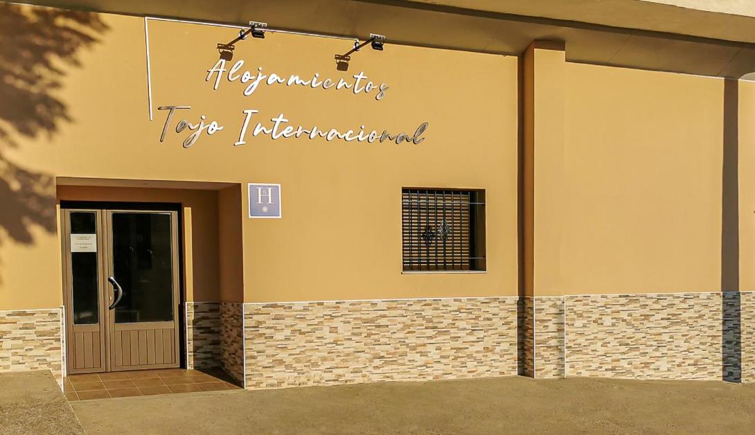 Alojamientos Tajo Internacional Alcántara Εξωτερικό φωτογραφία